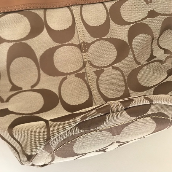 Coach Signature Handbag - Picture 2 of 8